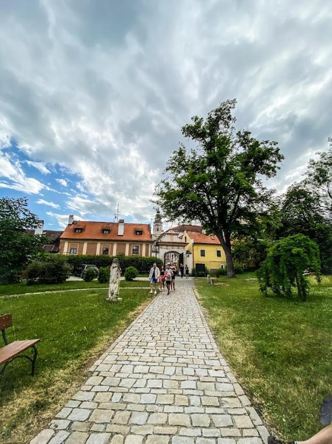 Klasterni Apartmany Чески-Крумлов Экстерьер фото